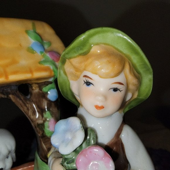 Vintage Boy at the Wishing Well Figurine - Picture 7 of 11
